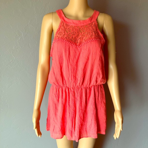 Red Camel Romper Short Size M - Picture 1 of 3